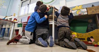 Copertina di Cosenza, maltrattamenti in un asilo su almeno venti bambini: due insegnanti agli arresti domiciliari
