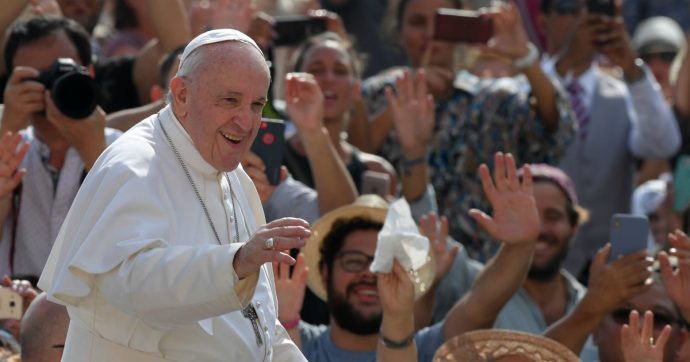 Papa Francesco, la vera risposta a Matteo Salvini arriva dalle religioni
