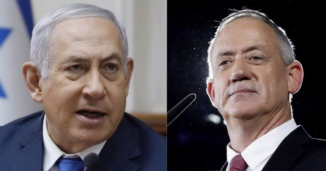Israele, Gantz lascia l’esecutivo e chiede elezioni: “Non vinceremo come pianificato”. Netanyahu: “Non è il momento di mollare”