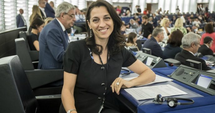 Parlamento Ue, Tinagli (Pd) presidente della commissione economica: succede a Gualtieri