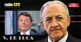 Copertina di De Luca: “Renzi e suo nuovo partito? Scelta sbagliata, bizzarra e sconcertante. Ci auguriamo che San Gennaro protegga noi e l’Italia”