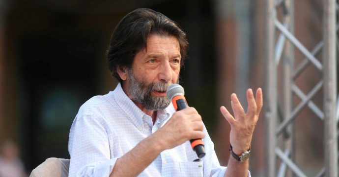 “Finalmente Renzi è fuori dal Pd: doveva uscire cinque anni fa”