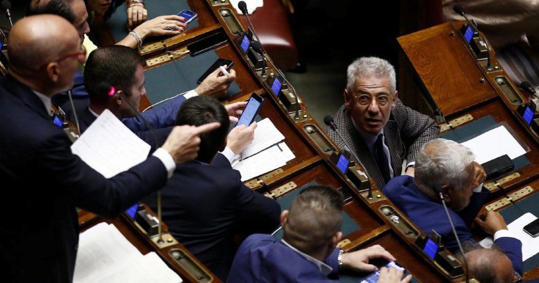 La maggioranza “parallela” salva l’uomo di Forza Italia La maggioranza “parallela” salva l’uomo di Forza Italia