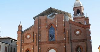 Copertina di Terremoto in Emilia, dopo sette anni riapre il duomo di Mirandola: 6 milioni per ricostruirlo