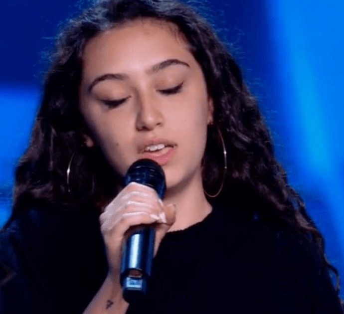 X Factor 13, Silvia Cesana in arte Sissi canta Calcutta: standing ovation del pubblico