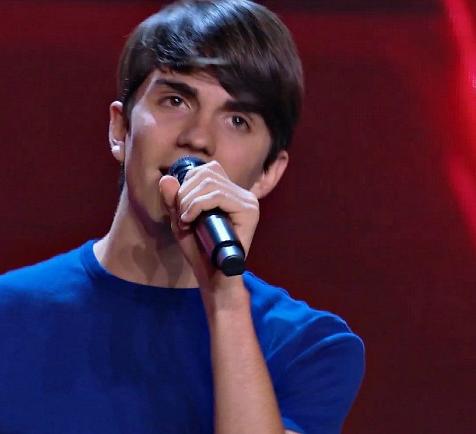 X Factor, il 16enne porta il suo brano intitolato “Carote” e spiazza i giudici. Sfera Ebbasta: “Hai tutta la lista della spesa…”