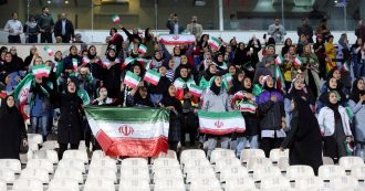 Copertina di Stadi aperti alle donne, l’Iran fa il doppio gioco
