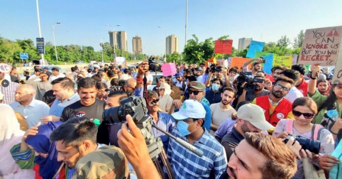 Tutto il mondo è inquinato. In marcia da Kabul a Delhi