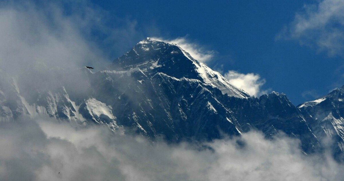 Ritrovato sull’Everest il piede dell’alpinista Andrew Irvine: dopo un secolo dalla scomparsa si va verso la risoluzione del grande mistero?