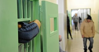 Iran, quattro uomini condannati per furto all’amputazione delle dita: la giustizia all’iraniana