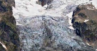 Copertina di Monte Bianco, a rischio crollo pezzo di ghiacciaio di 250mila metri cubi. Wwf: “Sotto i 3500 metri pericolo estinzione in 30 anni”