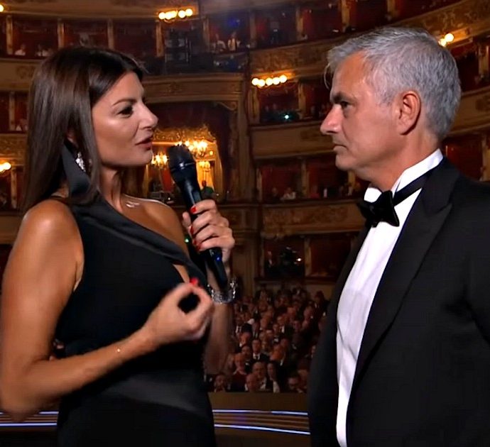 Fifa football awards, la domanda di Ilaria D’Amico fa innervosire Jose Mourinho: l’ex ct se ne va all’improvviso. Gelo sul palco