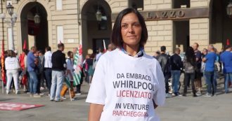 Copertina di Torino, protesta lavoratori ex Embraco: “Reindustrializzazione? Un bluff. Entriamo in fabbrica e puliamo ma vogliamo lavorare”