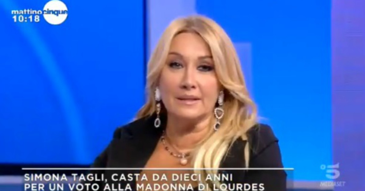 Simona Tagli rivela: “Ho fatto un voto di castità alla Madonna di Lourdes, sono 10 anni che non faccio sesso”