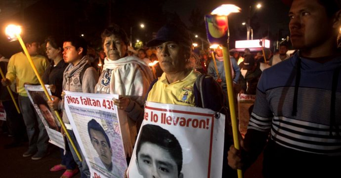 “Sui 43 rapiti ci sono 11 filoni d’inchiesta ancora inesplorati”