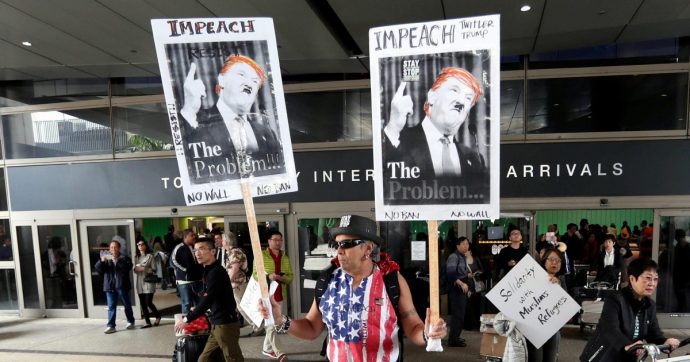 “Devi indagare Biden”. Il “tradimento” di Trump