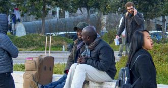 Copertina di Migranti, l’Italia è il terzo Paese europeo per numero di stranieri regolarmente residenti: diminuiscono ingressi per motivi di lavoro
