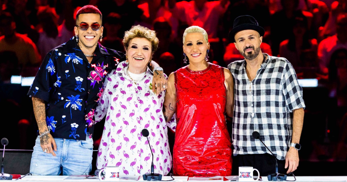 X Factor 13, Mara Maionchi scatenata difende il suo Nicola: “Malika, ma che ca**o dici!”. Eliminati i Seawards