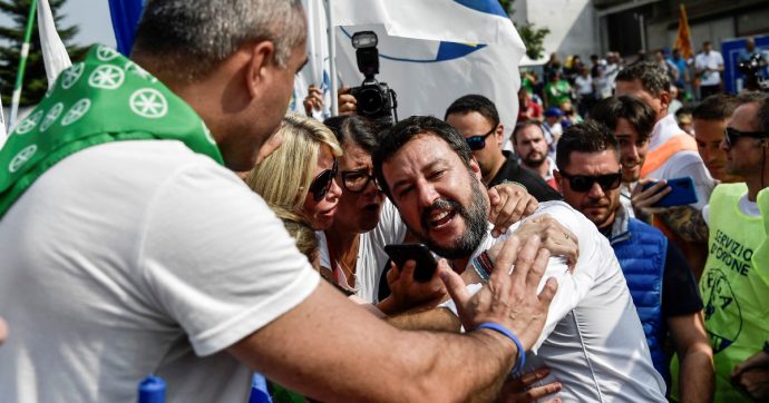 Copertina di “Sabato Salvini porta gente. Dateci il 20% degli incassi”