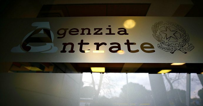 Agenzia delle Entrate, lavoratori in agitazione: “Personale e risorse insufficienti, impossibile raggiungere obiettivi di lotta all’evasione”