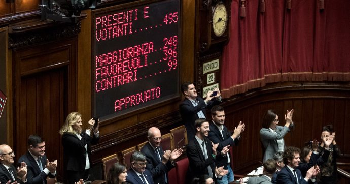 Legge elettorale: la scissione dem blocca tutto