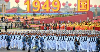 Copertina di Cina, la seconda economia al mondo festeggia 70 anni con i peggiori risultati degli ultimi 17. Dai dazi al mercato interno: tutte le ragioni