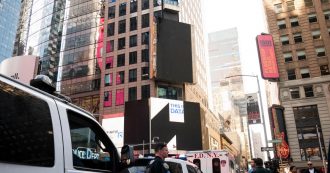 Copertina di New York, l’espressione “straniero illegale” diventa fuorilegge: multe fino a 250mila dollari per chi la usa per umiliare le persone
