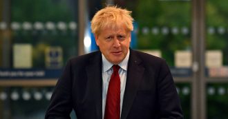 Copertina di Brexit, Johnson lancia il suo ultimatum all’Europa: “Compromesso equo” o elezioni. Pronto accordo sul confine irlandese