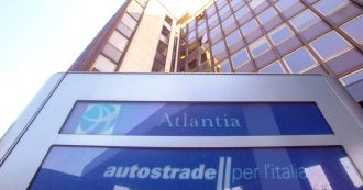 Copertina di Autostrade, investitori esteri scrivono all’Ue per chiedere di fermare revoca concessioni. S&P taglia rating Atlantia: “Livello spazzatura”