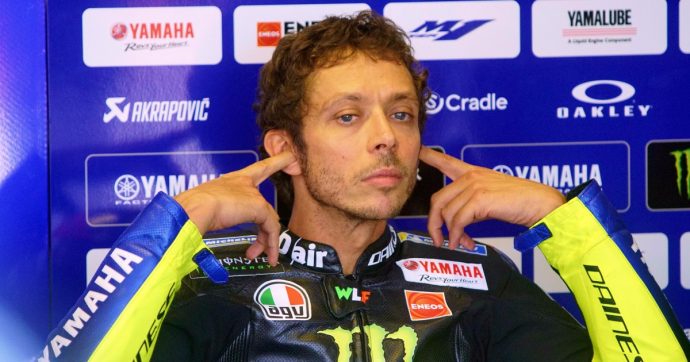Valentino Rossi si separa dal capotecnico della rinascita in Yamaha. “Il futuro dopo il 2020? Dipende da risultati dell’anno prossimo”