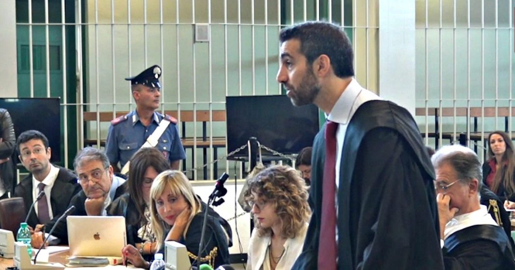 Cucchi, il pm chiede 18 anni di carcere per carabinieri Di Bernardo e D’Alessandro, autori del pestaggio: “Pene giuste, non esemplari”.