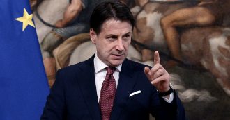 Copertina di Sondaggi, cresce il gradimento per il governo Conte 2: in un mese +8%. Il 42% vuole che arrivi a fine legislatura