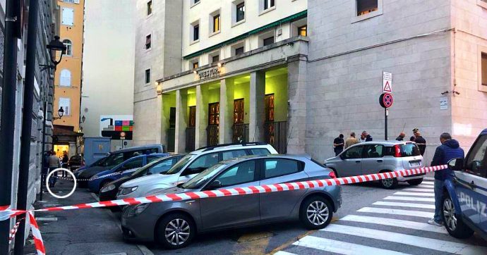 Sparatoria Trieste, la dinamica del duplice omicidio dei poliziotti: “Sono stati i due fratelli a chiamare la polizia per costituirsi”