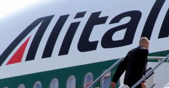 Copertina di Atlantia ricatta il governo per salvare la concessione