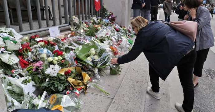 A Trieste si piangono i due poliziotti uccisi. Ma c’è il caso fondine