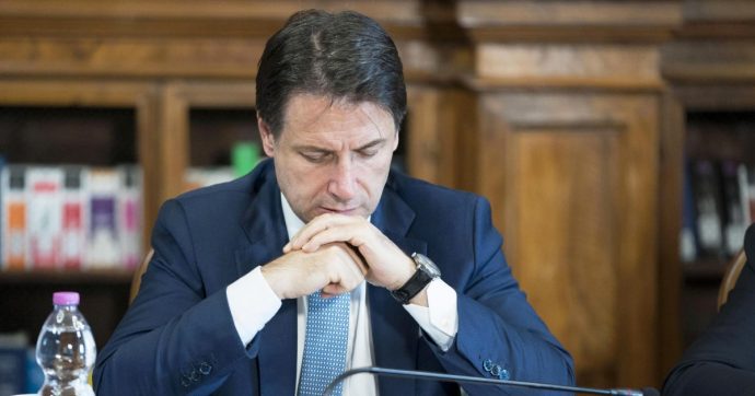 Cosa disse Conte agli 007 nei summit preparatori