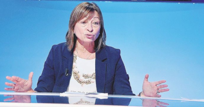 Tesei, la candidata di Salvini “col buco”