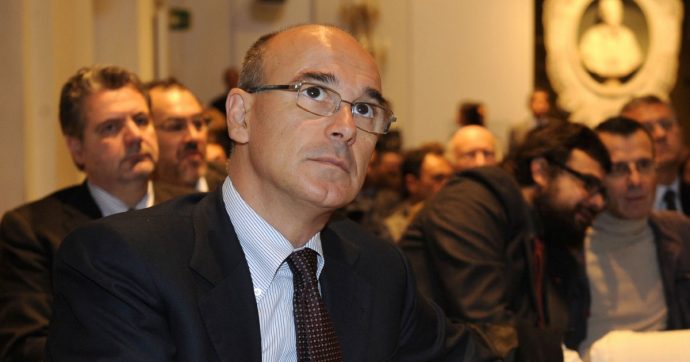 Renato Soru rinviato a giudizio per il fallimento del quotidiano l’Unità. Le accuse: bancarotta per distrazione e dissipazione