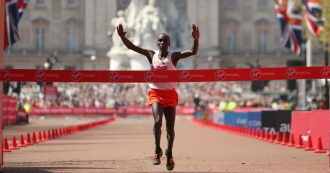 Copertina di Maratona, Eliud Kipchoge atterra sotto le due ore. Una corsa che è appena iniziata