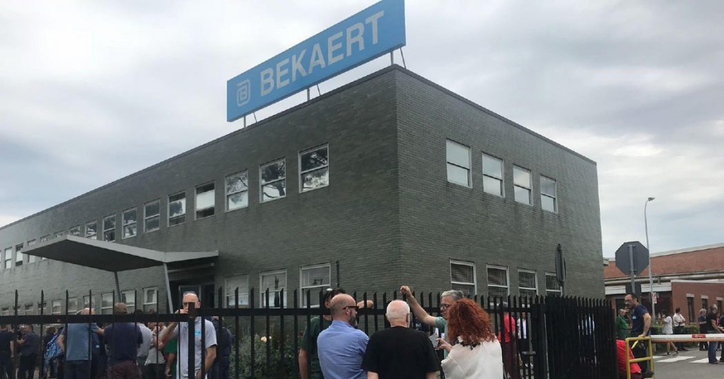 Bekaert avvia i licenziamenti. Operai di nuovo abbandonati Bekaert avvia i licenziamenti. Operai di nuovo abbandonati