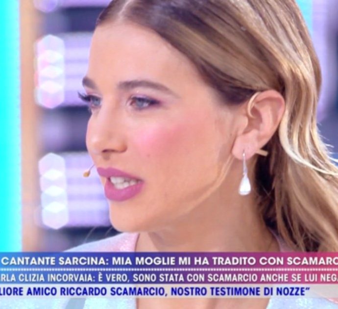 Clizia Incorvaia, l’ex moglie di Francesco Sarcina a “Live Non è la D’Urso”: “Chiedeva materiale pornografico alle fan”