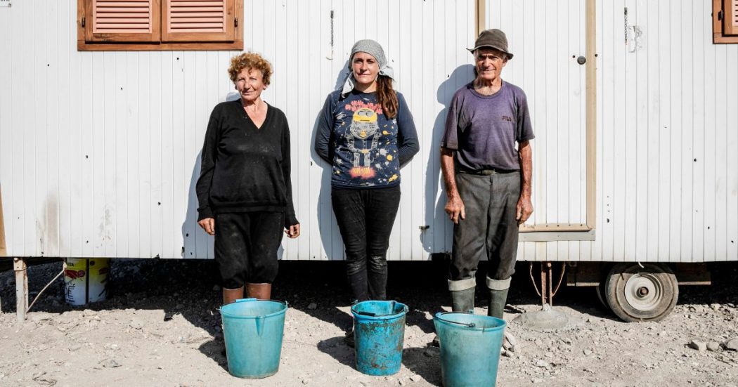 Le acque nere del Sarno, il più inquinato d’Europa Le acque nere del Sarno, il più inquinato d’Europa