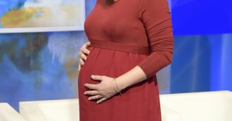 Copertina di Congedo di maternità, l’Inps sblocca la possibilità di lavorare fino al nono mese e usarlo tutto dopo il parto
