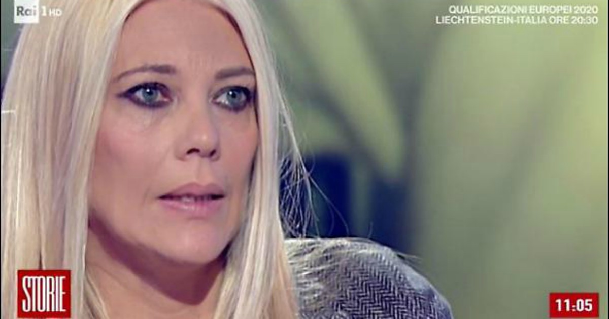 Storie Italiane, Eleonora Daniele in lacrime: “Della morte di mio fratello non riesco a farmene una ragione”