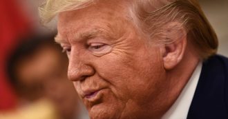 Copertina di Kievgate, funzionario Casa Bianca testimonia nell’indagine di impeachment contro Trump: è il primo dall’inizio dello scandalo