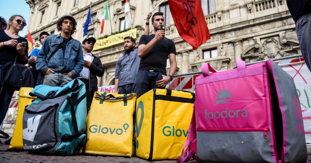 Gli “altri” rider: “No al contratto, col cottimo guadagnamo di più” Gli “altri” rider: “No al contratto, col cottimo guadagnamo di più”