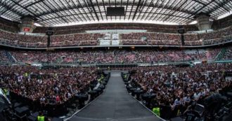 Copertina di Concerti, tour, eventi speciali: gli artisti campano (quasi solo) di questo. O no? La ricetta del vero successo ce la “spiegano” Cremonini e Salmo