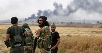 Copertina di Siria, esplode autobomba nel nordest del Paese sotto controllo turco: 17 morti