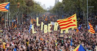 Copertina di Catalogna, come funziona la piattaforma di Tsunami Democràtic, collettore dei dissidenti che i giudici vogliono chiudere
