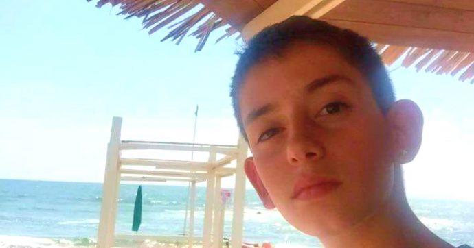 Alessandro Cesarini, 14enne scomparso da giorni a Civitavecchia: l’appello dei genitori per ritrovarlo